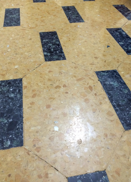 how to polshi marble floor